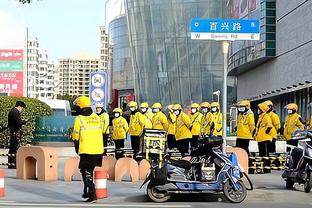 丈夫悼念国安女球迷杨雪：生命最后时刻戴着呼吸机看完国安比赛